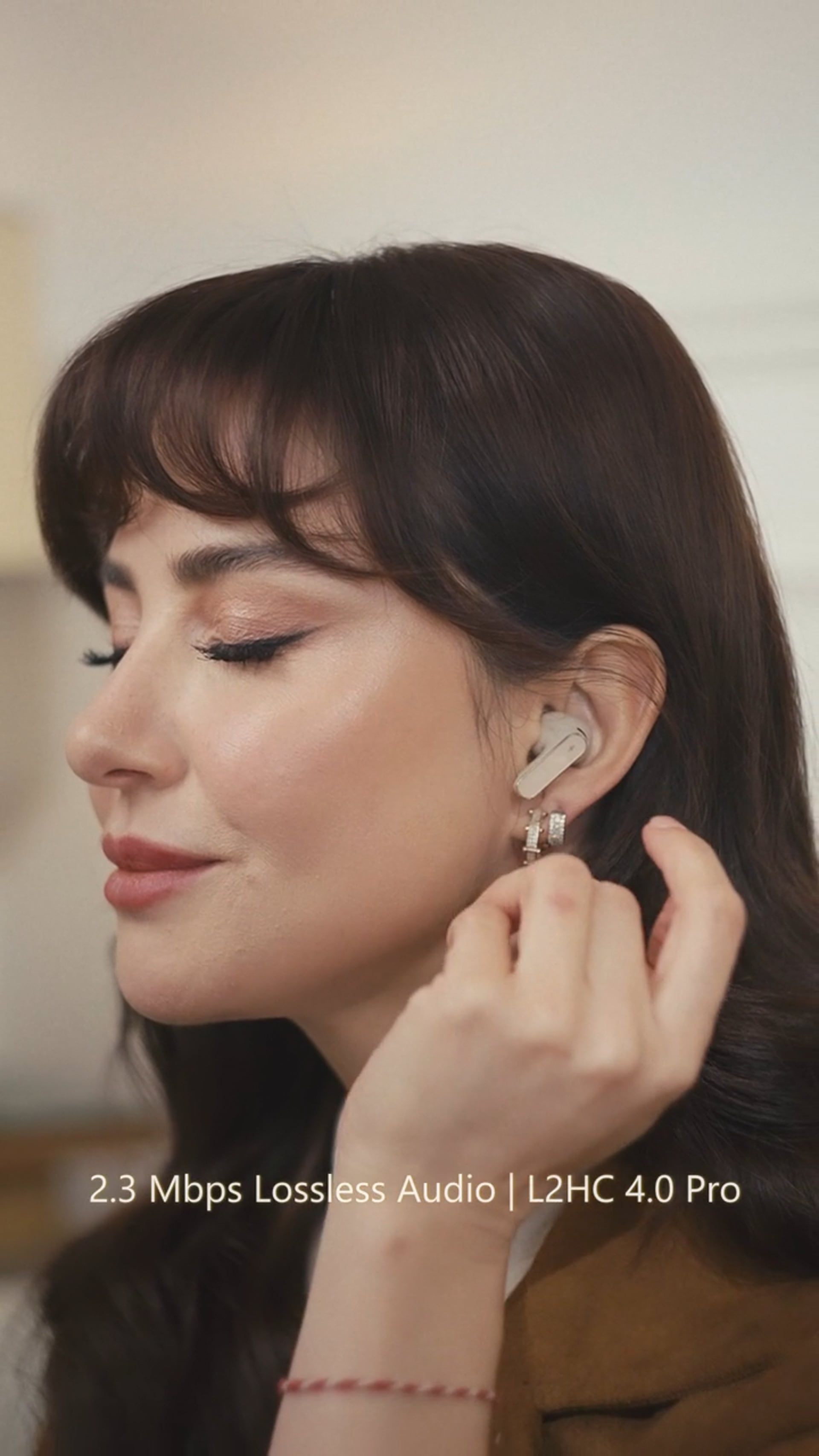 HUAWEI — ÖZGE GÖREL (FREEBUDS), film still